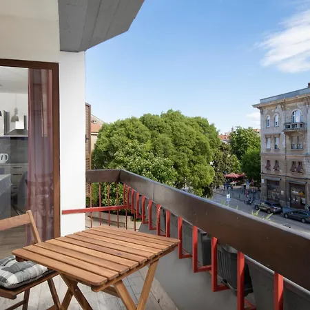 Apartament Market