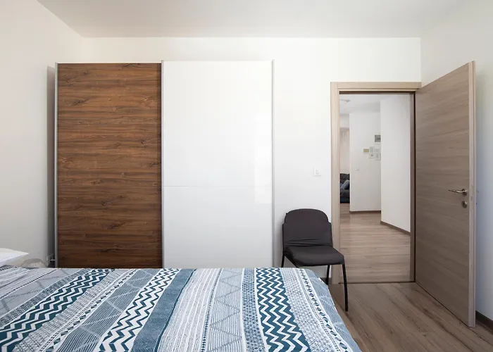 Apartament Market *