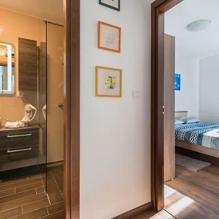 Market Apartment Pula